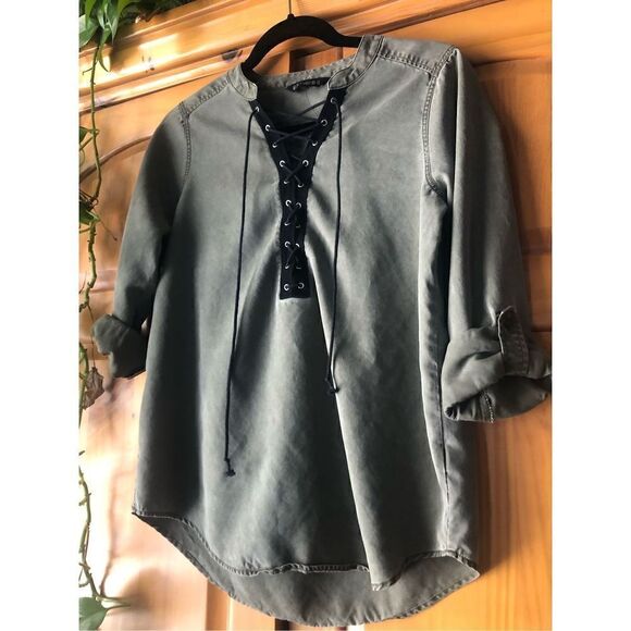 Express Womens  Olive  Lace Up Front Tassel Long Sleeve Shirt Top Size P/S - Picture 1 of 12